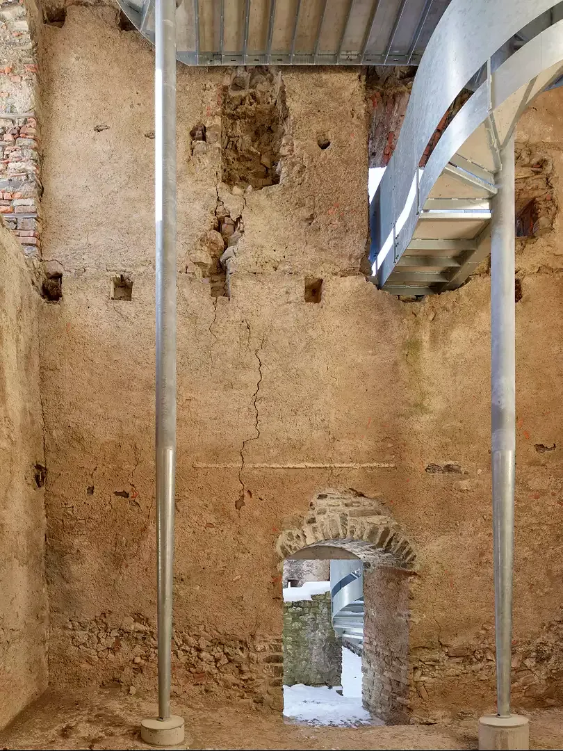 Drei Stützen der Treppenfigur