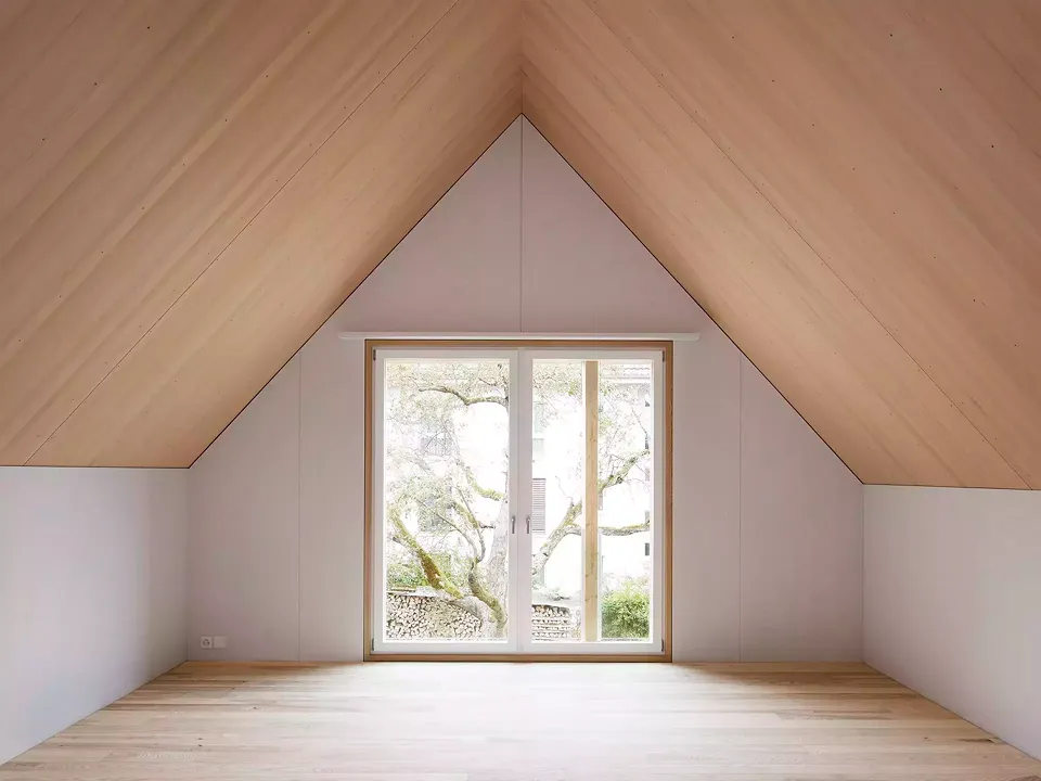 Schlafzimmer Quergiebel