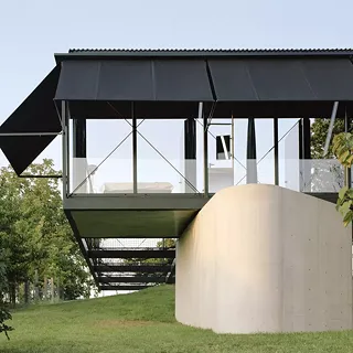 Structure de cadre polyvalente