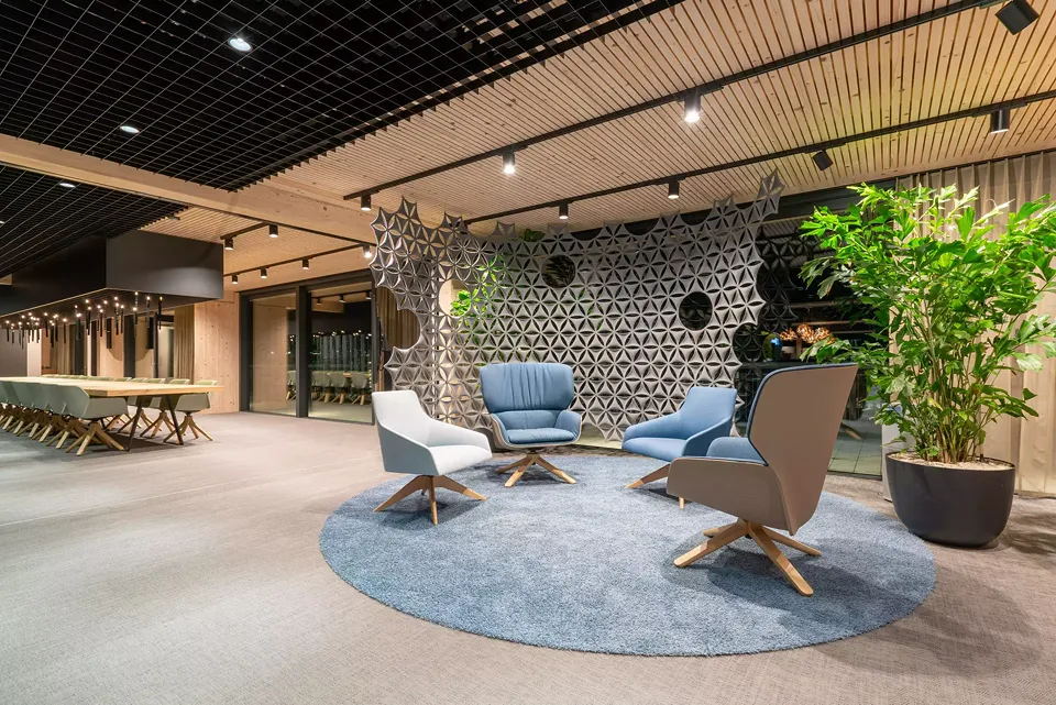 Lounge Eingang