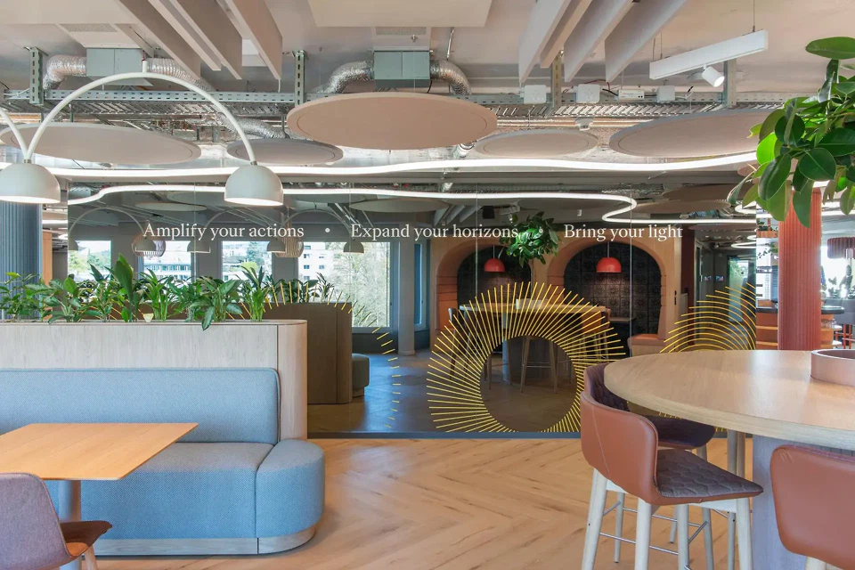 MS Reinsurance Büro – Empfang und Coffee Hub