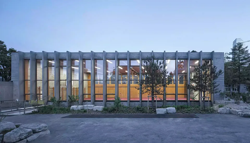 Turnhalle Südwest Fassade