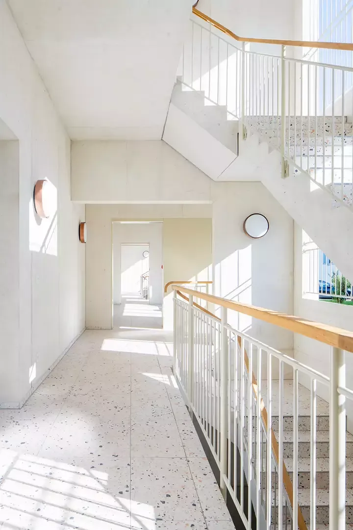 Haus A offenes Treppenhaus