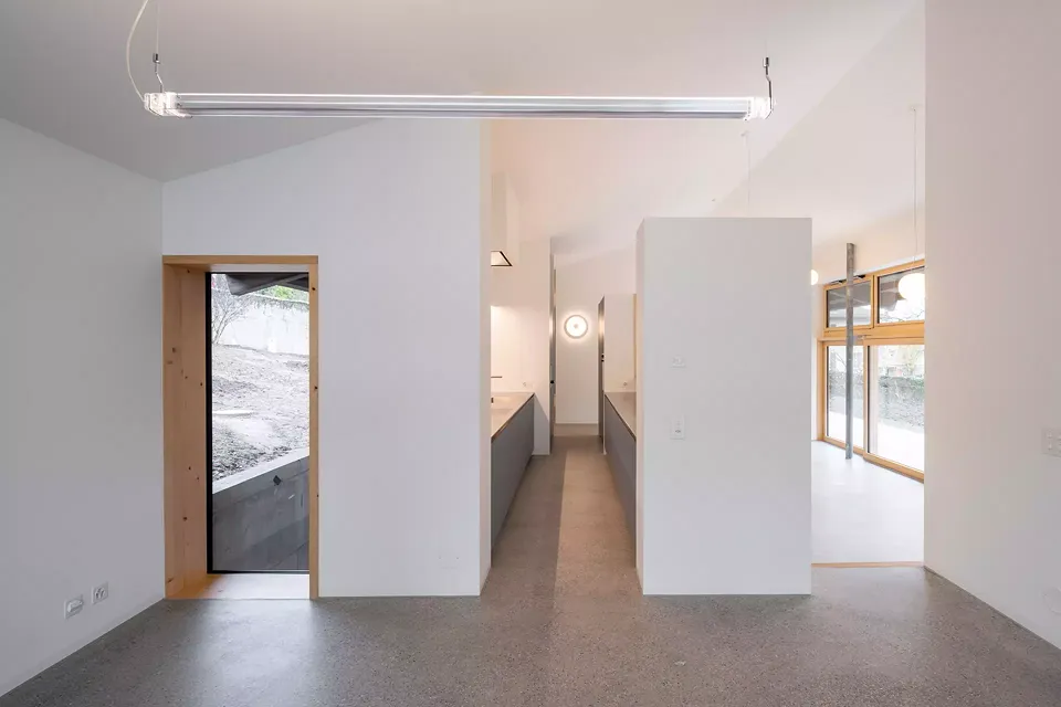 Salle à manger, cuisine et salon