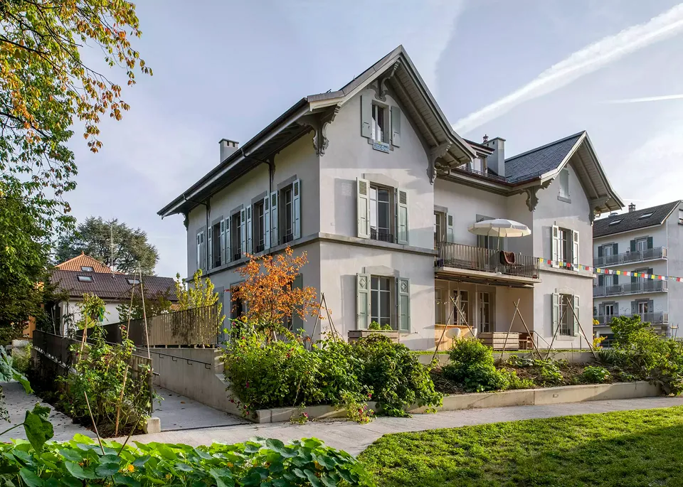 Potagers devant la maison de maître