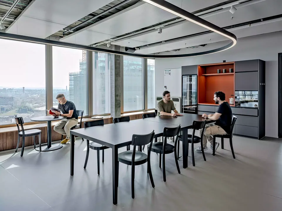 Social Hub