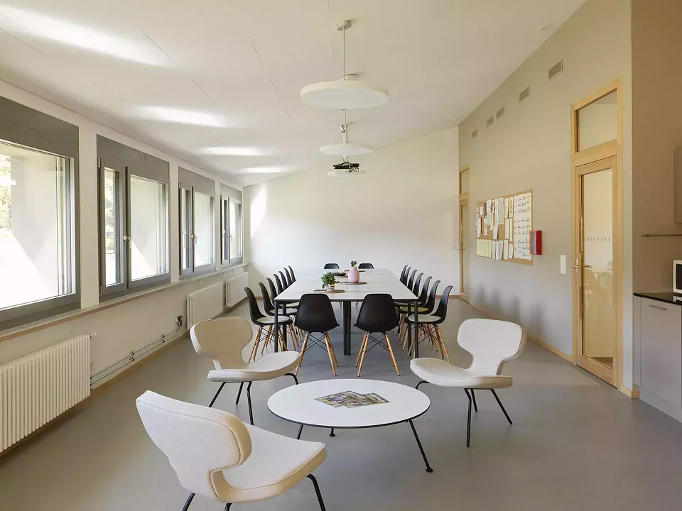 Lehrerzimmer mit Ruhezone