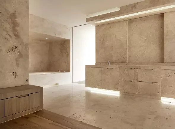 Badezimmer EG