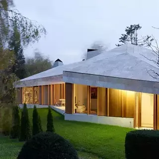 Transformation et agrandissement d'une villa à Commugny