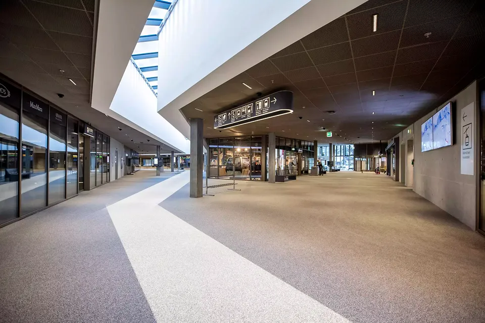 V-Bahn Terminal Grindelwald, Halle
