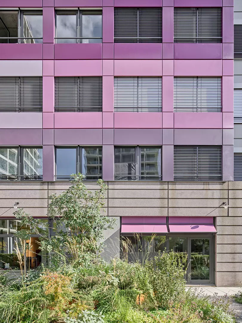 Das Fassadenkonzept entstand in Zusammenarbeit mit Thomas Rutherfoord