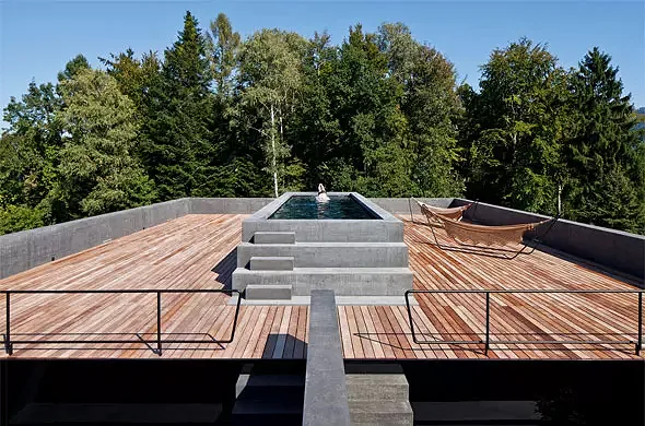 Dachterrasse mit Pool