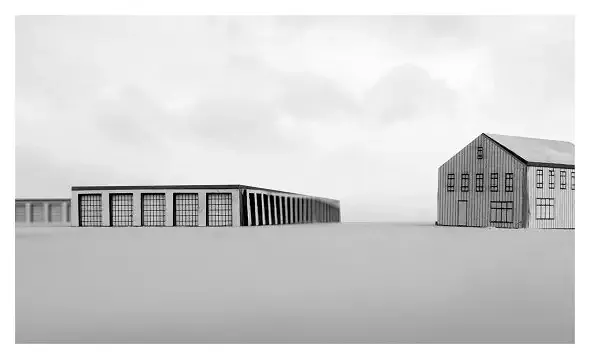 Konzeptbild Nr. 4: Peripherie mit bestehendem Bauernhaus und neuer Gewerbehalle (östlich gelegen). Flexible Nutzung und spätere Stadtentwicklung möglich. / ©patricegruner