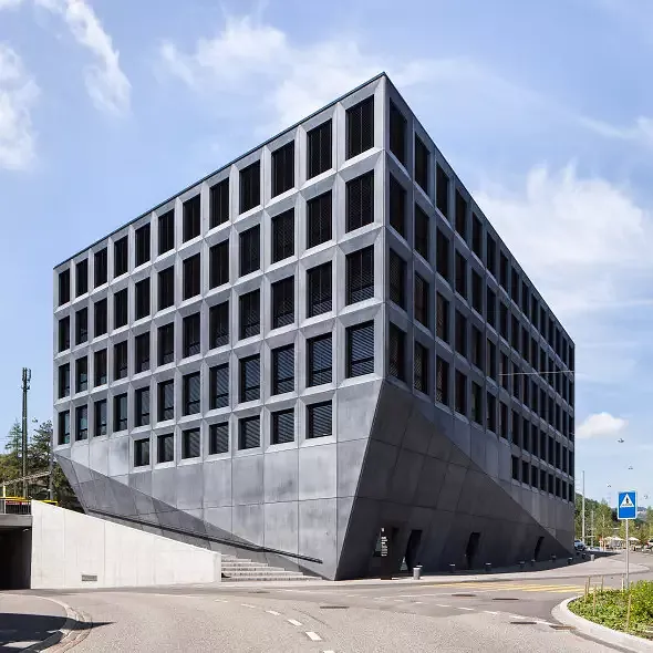Geschäftshaus am Bahnhofplatz