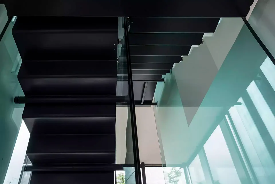 Treppe – 1. OG
