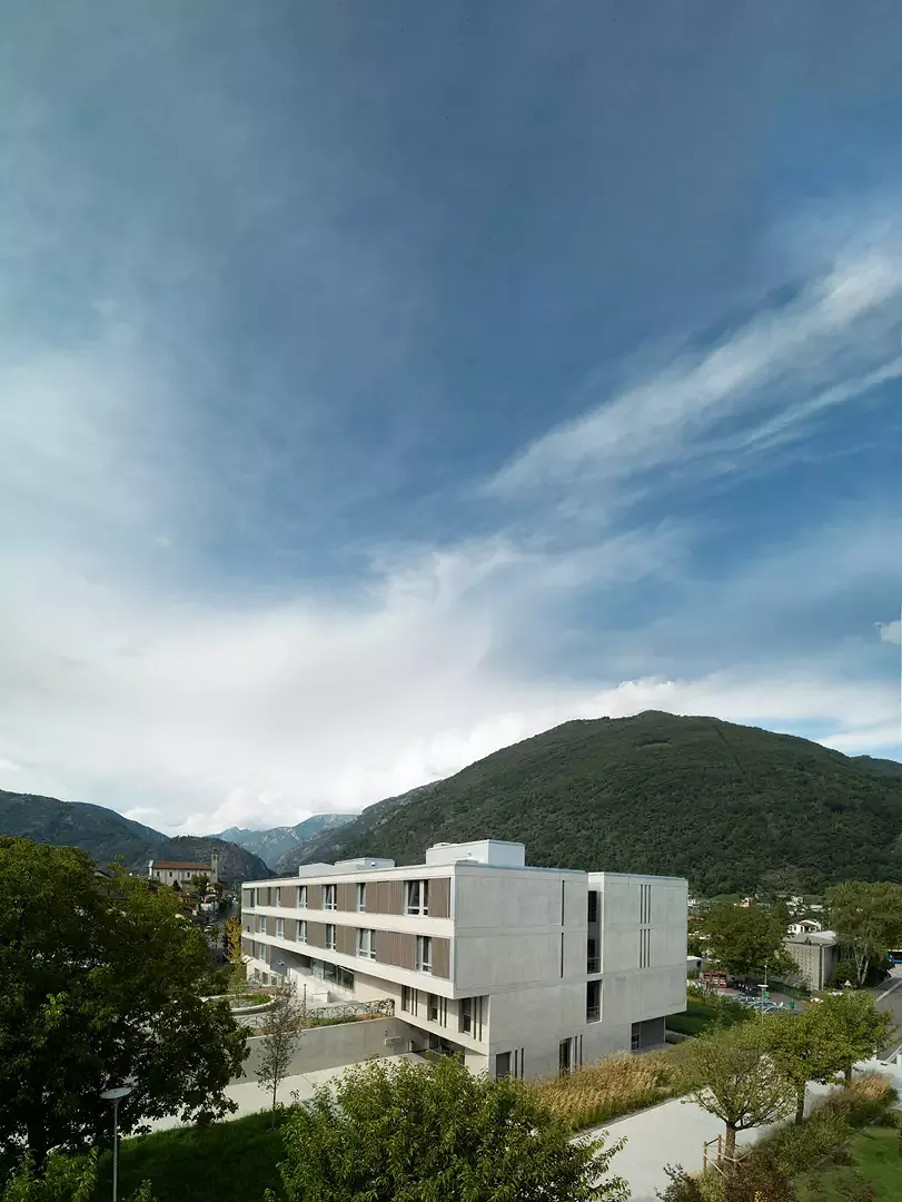 Vista dalle residenze per anziani (vecchio edificio)