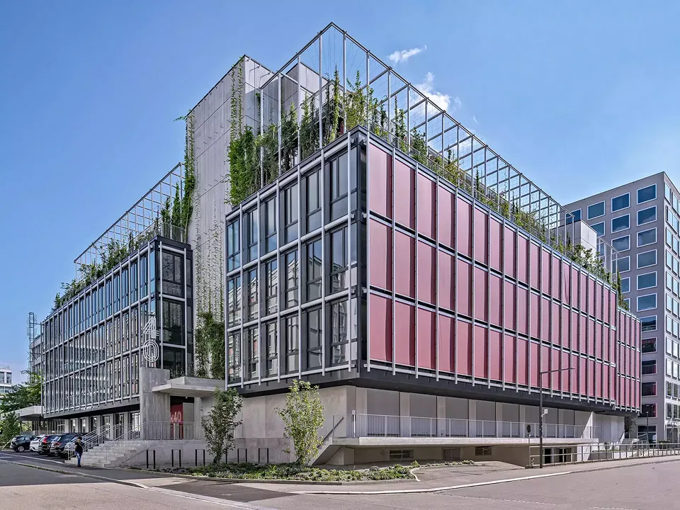 Buck 40 Umnutzung Gewerbe- und Bürohaus - Aussen