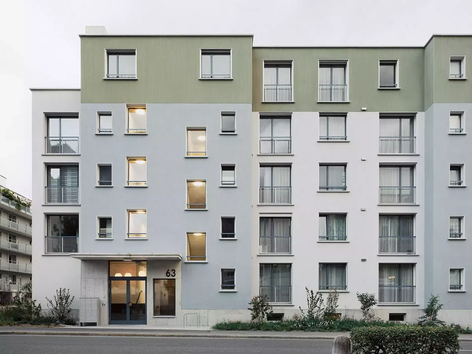 Strassenfassade