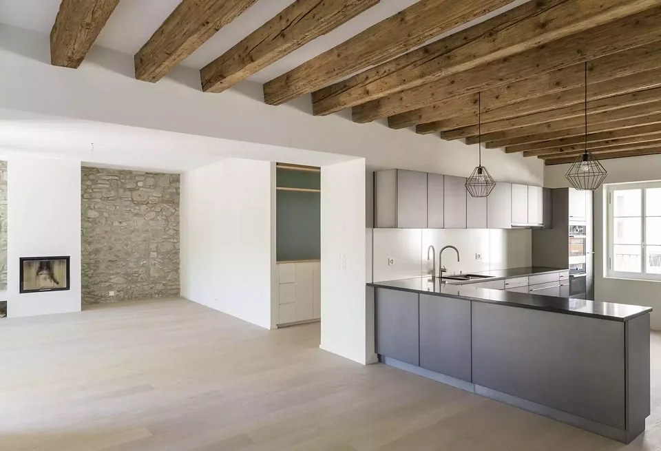 séjour cuisine triplex