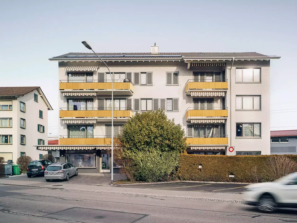 Strassenfassade