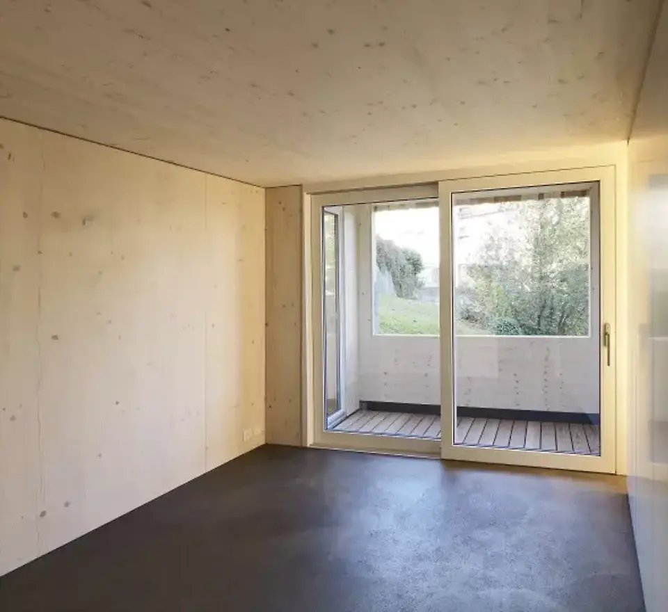 Zimmer mit Loggia zum Park