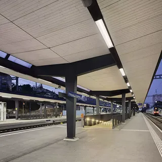 Marquises de perrons, Gare de Fribourg/Freiburg