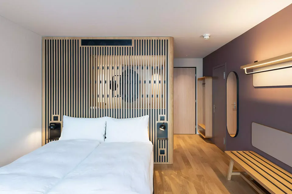 Standardzimmer: Blick nach Innen