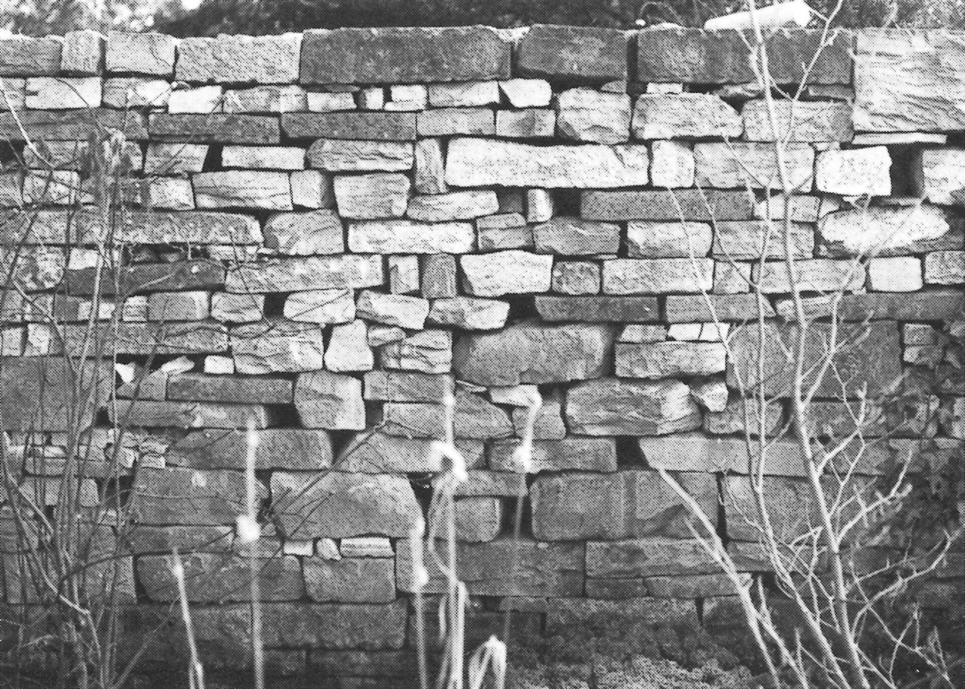 Kalkstein-Trockenmauerwerk