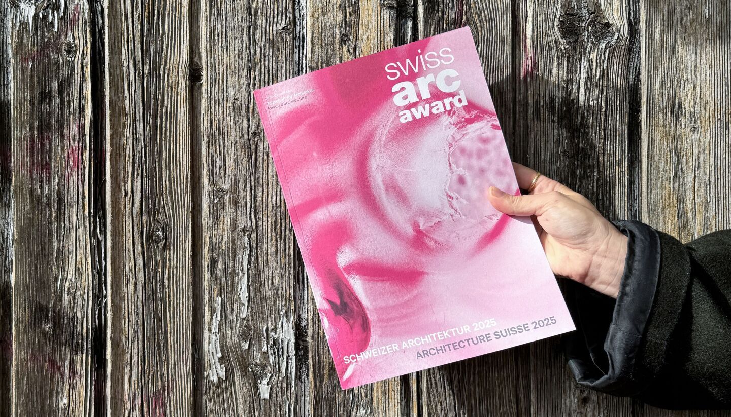 Swiss Arc Mag 2025–6 montre que la culture architecturale naît du dialogue