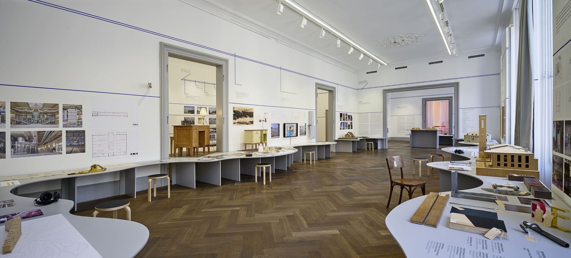 Thematisiert werden aktuelle Umbauprojekte im Spannungsfeld von Denkmalpflege und Architektur. Thematisiert werden aktuelle Umbauprojekte im Spannungsfeld von Denkmalpflege und Architektur.