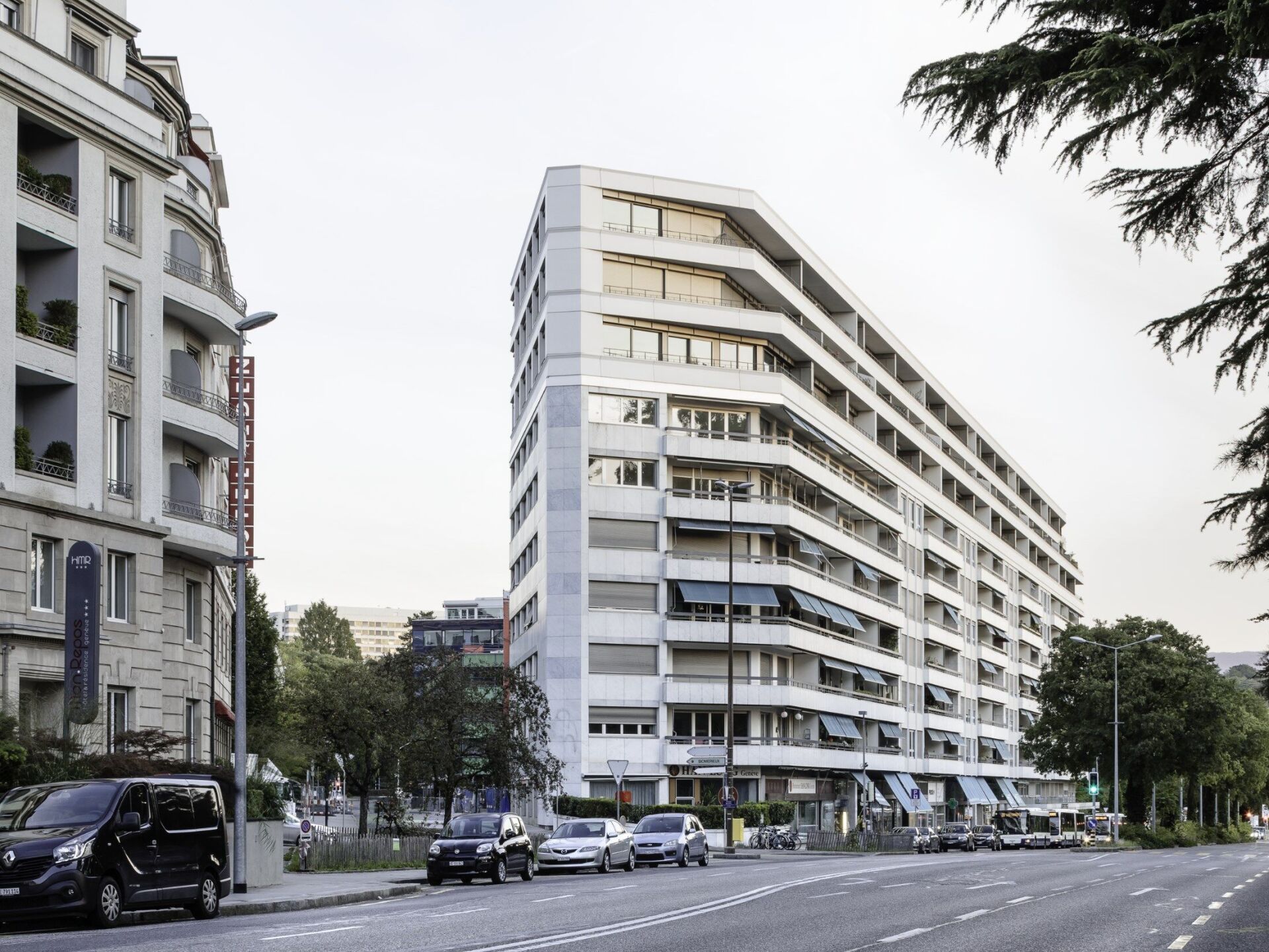 Surélévation à la Rue de Lausanne, Genf, Lacroix Chessex Architectes ©Olivier di Giambattista