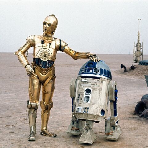 Hello, Robot. Design entre l'homme et la machine