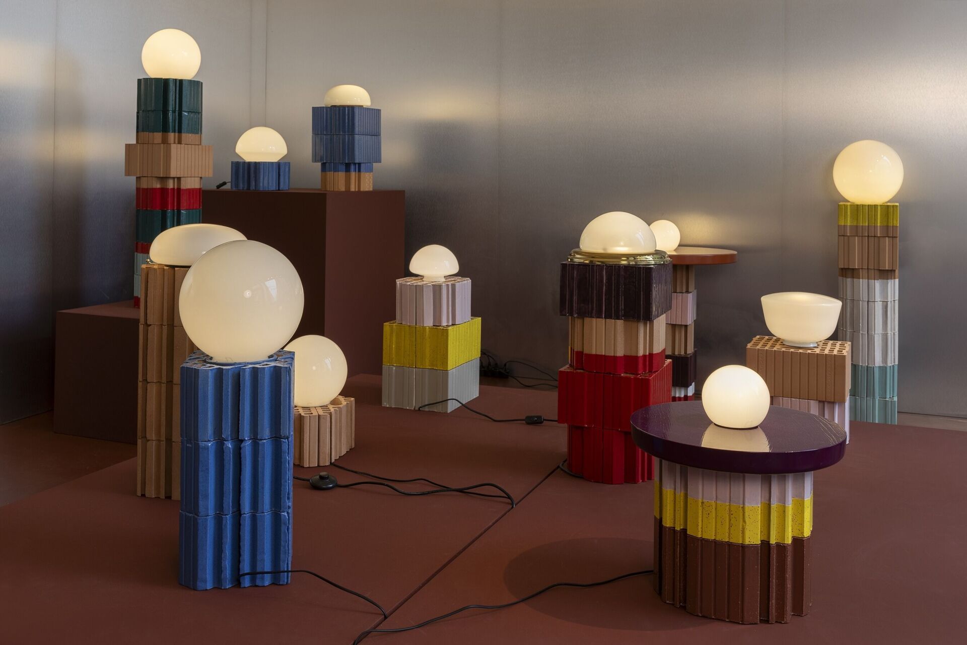 Kueng Caputo Brick Furniture, Floor Lamps, 2024 | Foto: Thierry Depagne Thierry Depagne