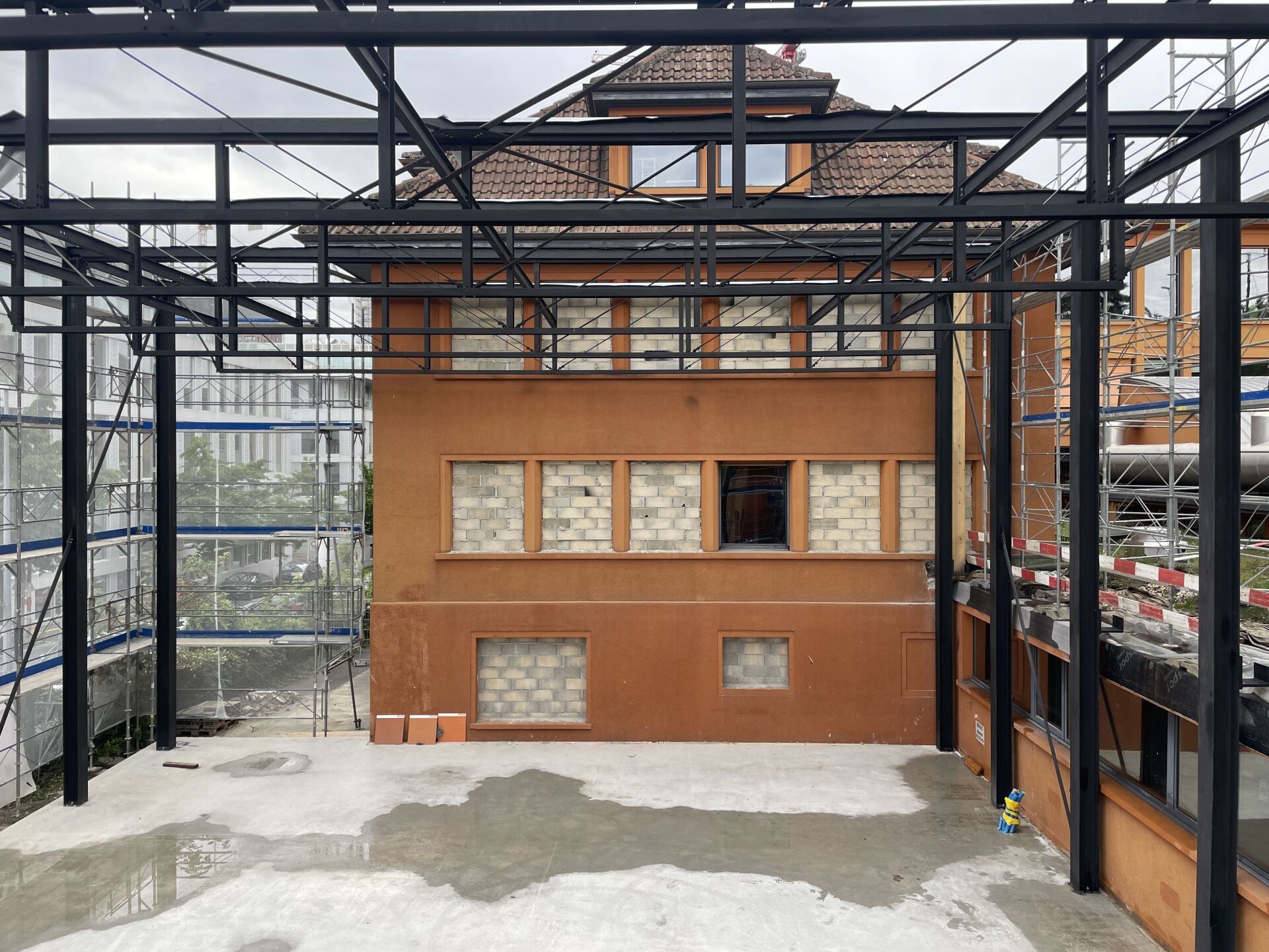 Die Erweiterung der Manufaktur in Lausanne ist eine Zusammenarbeit mit TRIBU Architecture und dem Team von 2401. | Foto © TRIBU architecture Die Erweiterung der Manufaktur in Lausanne ist eine Zusammenarbeit mit TRIBU Architecture und dem Team von 2401. | Foto © TRIBU architecture