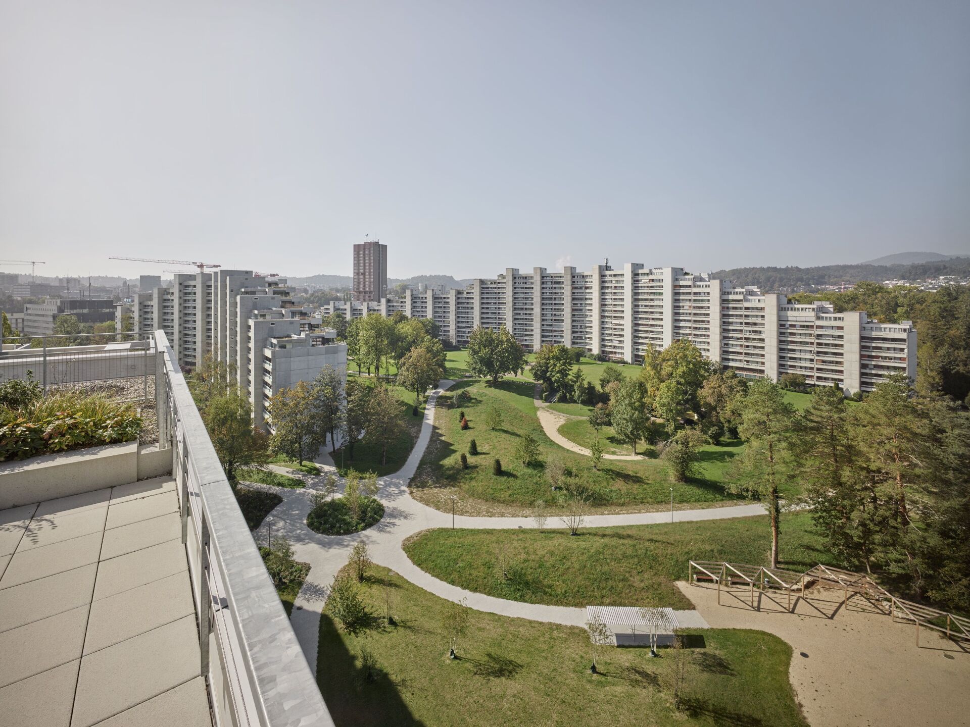Meili, Peter & Partner, Energetische Sanierung Telli B&C, Aarau, 2016–2023 | Foto: Karin Gauch, Fabien Schwartz Meili, Peter & Partner, Energetische Sanierung Telli B&C, Aarau, 2016–2023 | Foto: Karin Gauch, Fabien Schwartz