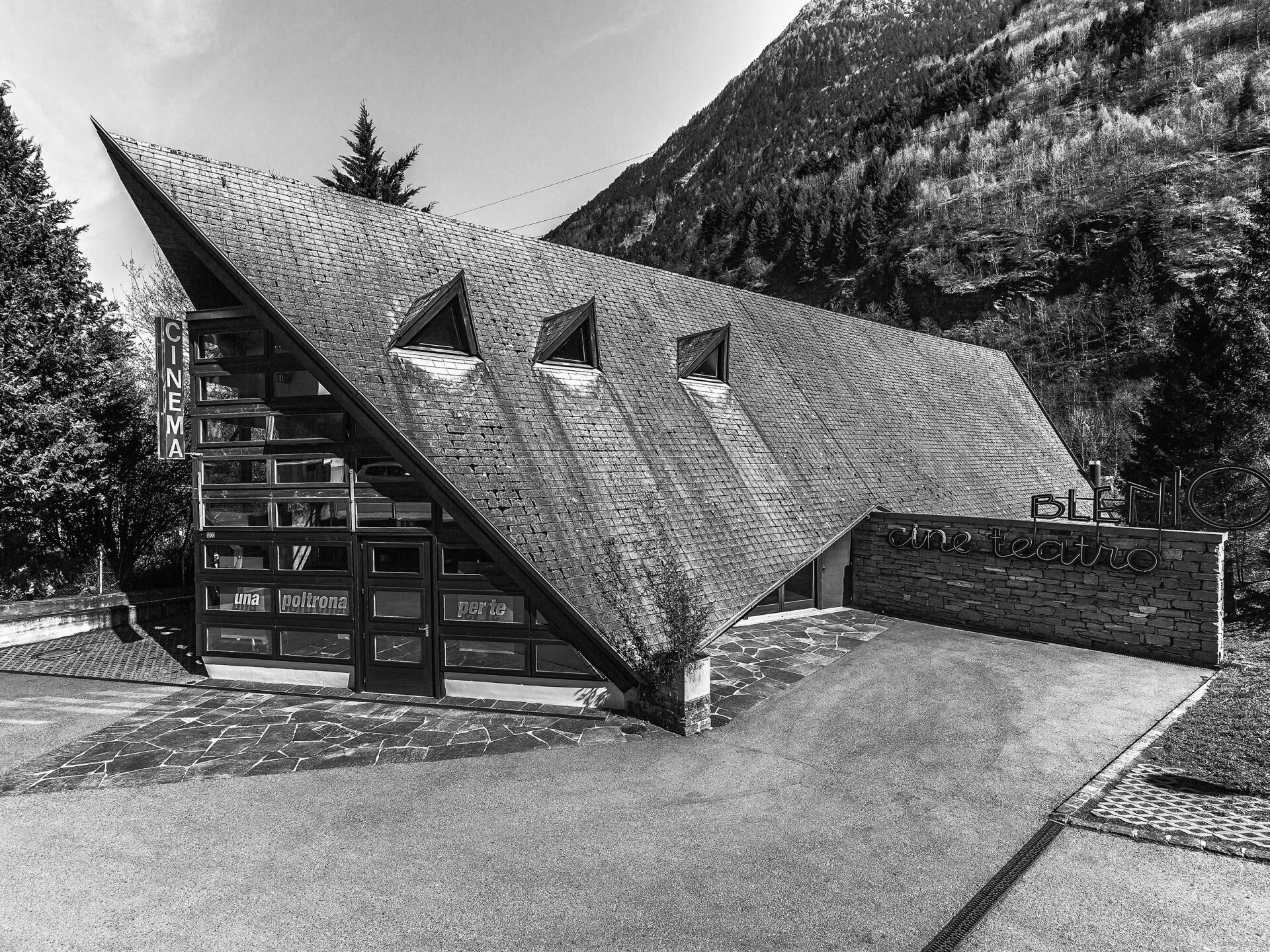 Giampiero Mina, Cinema-Teatro Blenio, Acquarossa, 1958 | Foto: Roberto Conte Roberto Conte
