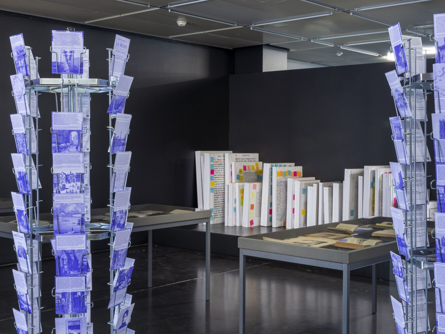 Postkarten bündeln Texte, Bilder und Kontexte zu einem Archiv von Stimmen. | Foto: Nelly Rodriguez Nelly Rodriguez
