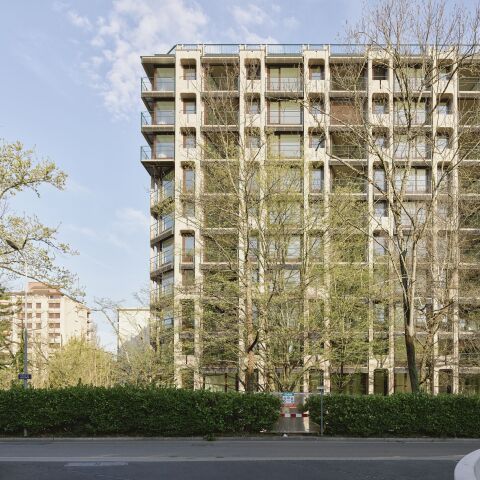 Du bâtiment des années 1970 au logement – Normandie par Brauen Wälchli