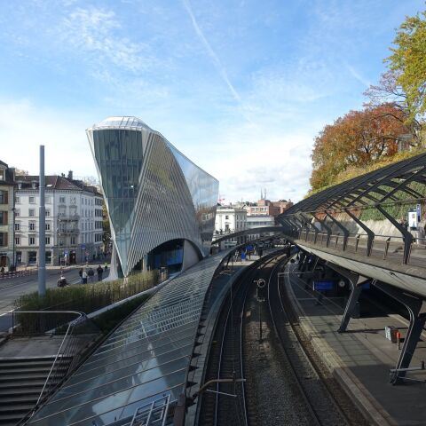 Der Falke hebt ab – Santiago Calatravas Neubau am Bahnhof Stadelhofen