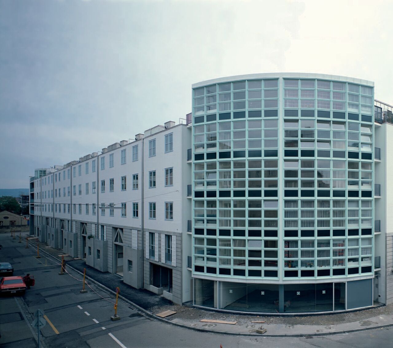 Immeubles résidentiels rue Hammerstrasse, Bâle, 1981 | Photo: Lili Kehl x