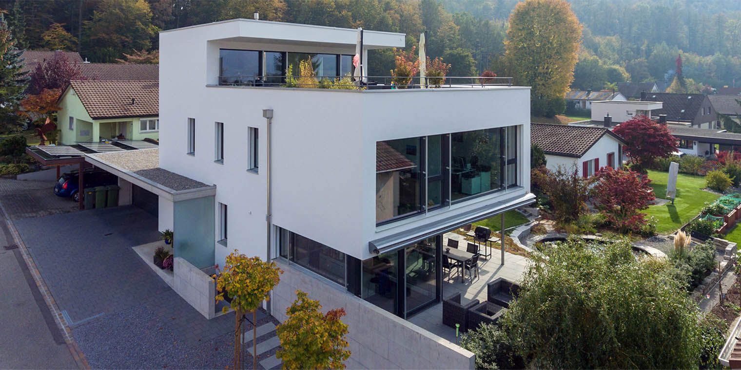 Holz- und Holz-Metallfenster © Eschbal AG Eschbal AG Holz- und Holz-Metallfenster