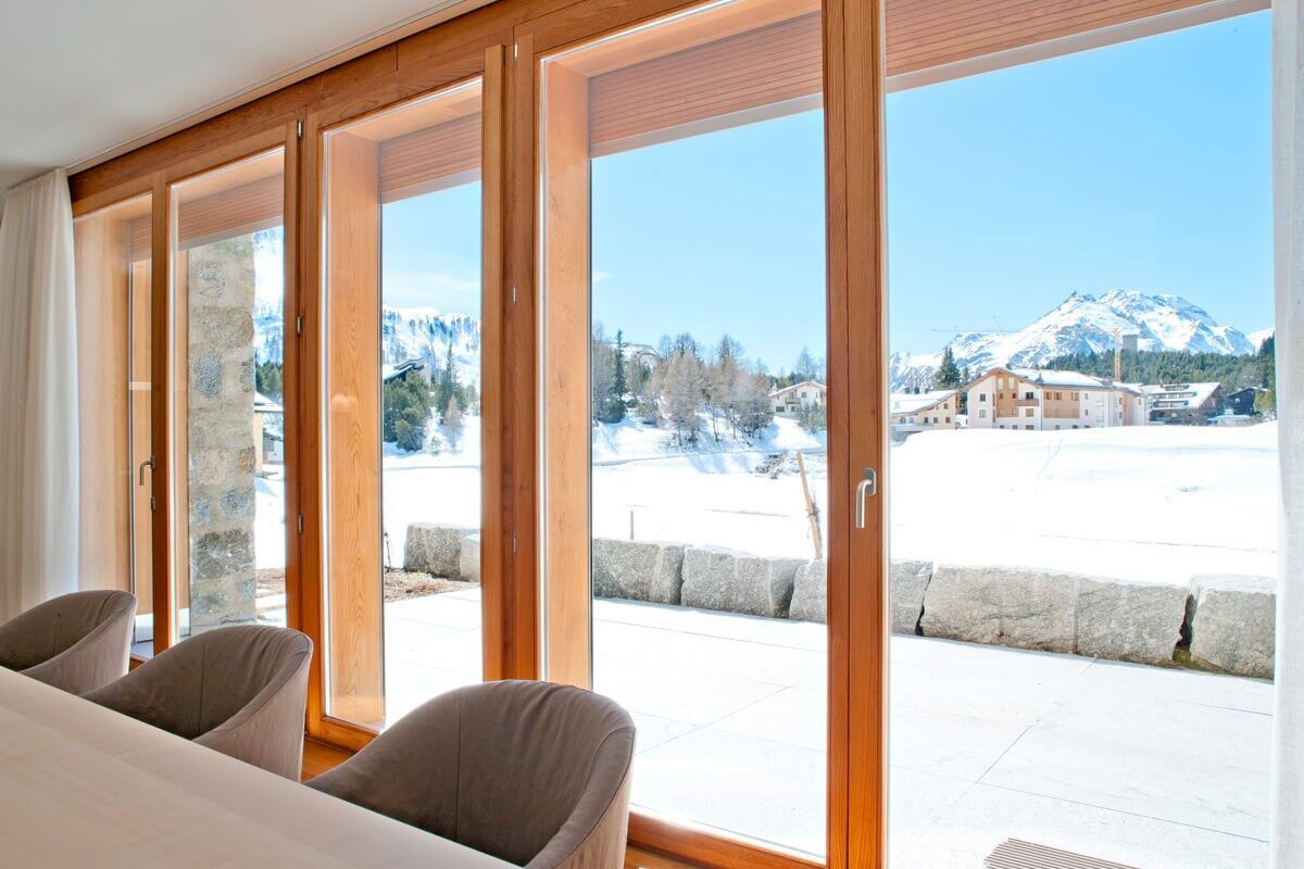 Sirius Holzfenster, verbaut in einem Einfamilienhaus in Gonten (AI) © Eschbal AG Sirius Holzfenster der Eschbal AG, verbaut in einem Einfamilienhaus in Gonten (AI) 