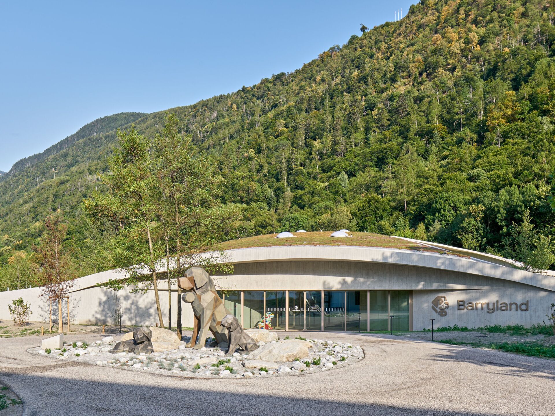 Der Themenpark Barryland in Martigny vom Bureau d'architecture Game. | Foto © Brunex Der Themenpark Barryland in Martigny von Walliser Architekturbüro «Game».