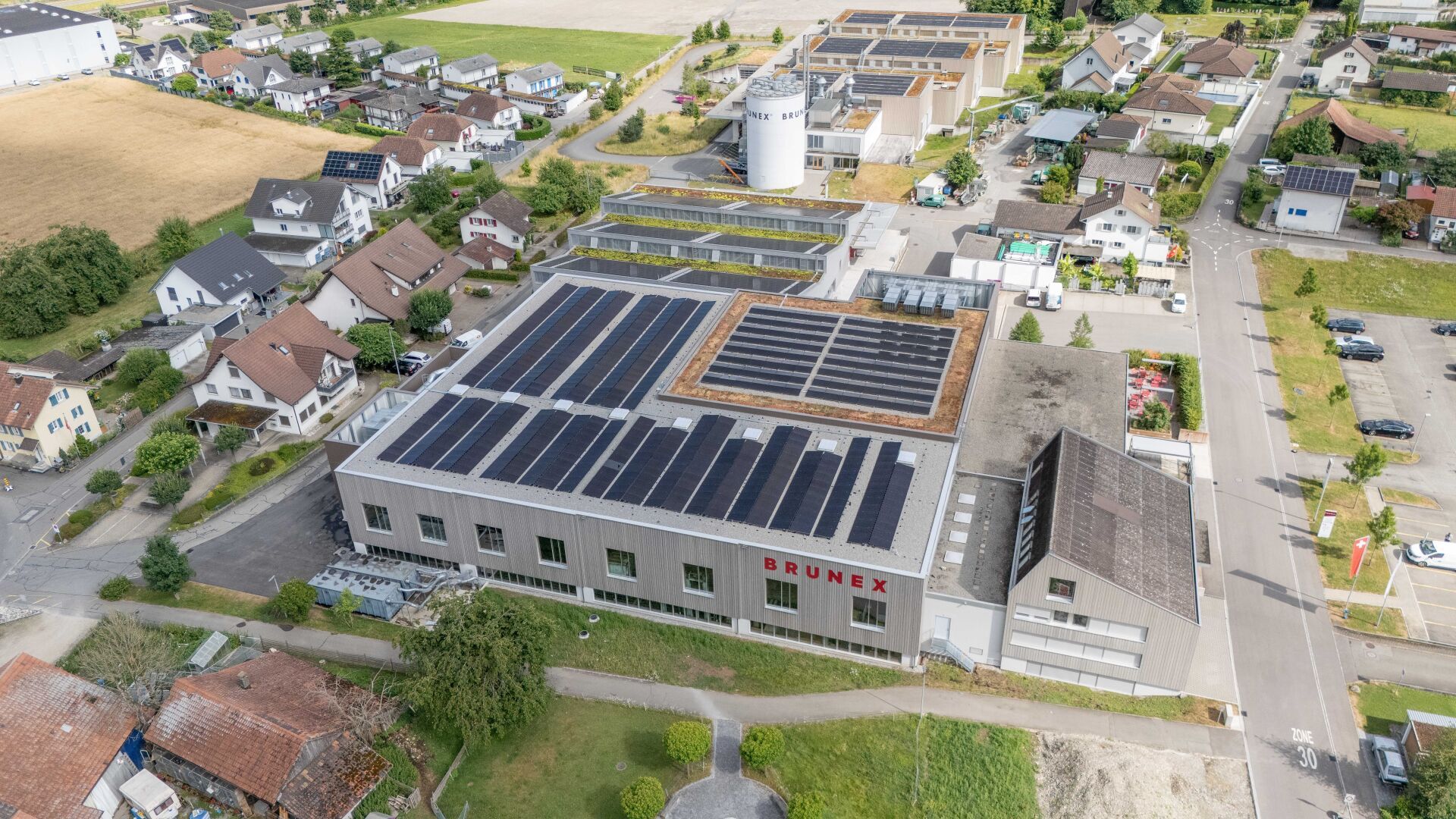 Foto: Türenfabrik Brunegg Foto: Türenfabrik Brunegg