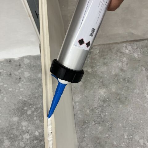 Fugenkleber für Vollgipsplatten