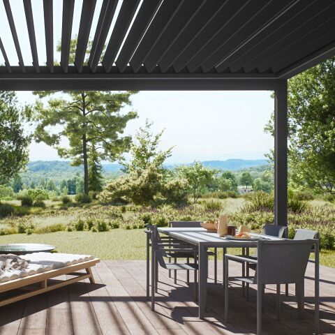 Terrasse und Überdachung