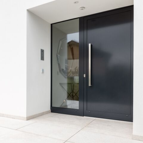 Portes d'entrée en aluminium d'Egokiefer