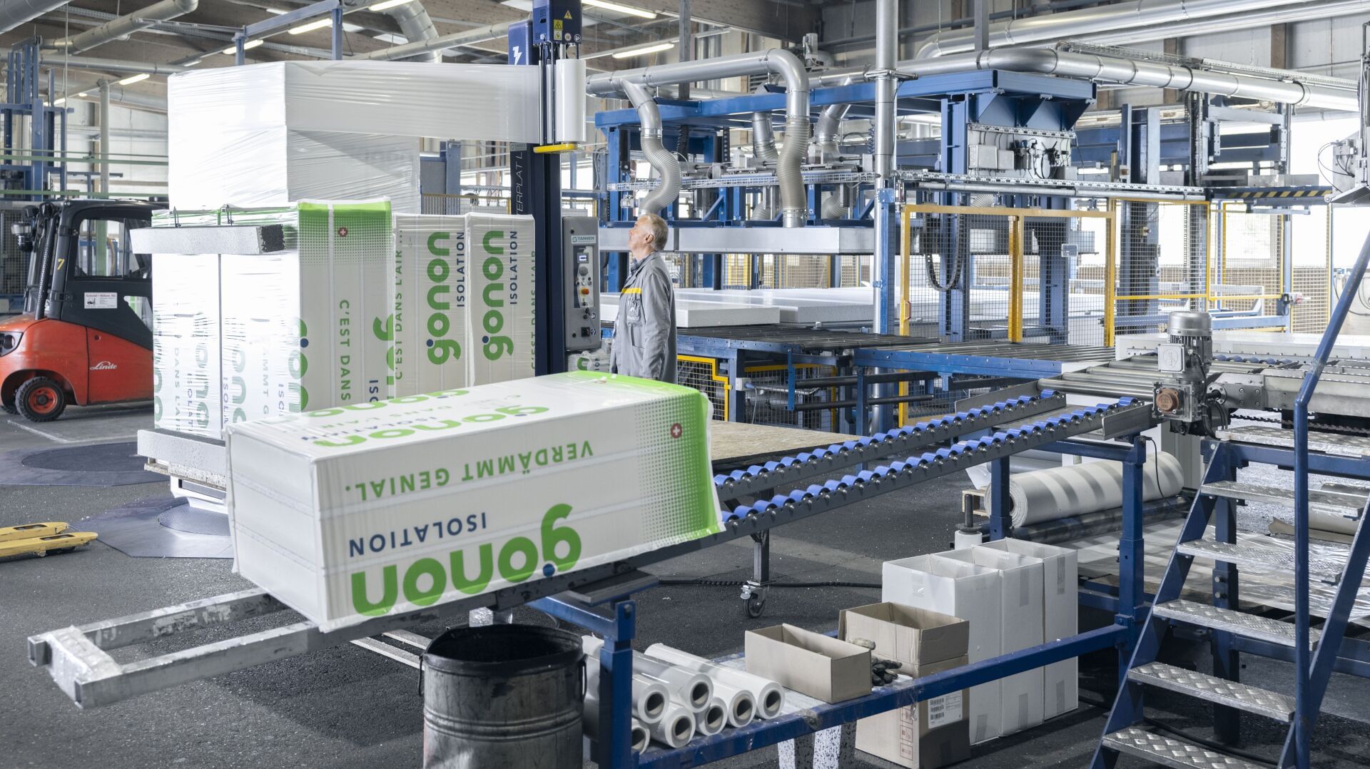 Einblick in die Produktion bei Gonon Einblick in die Produktion bei Gonon