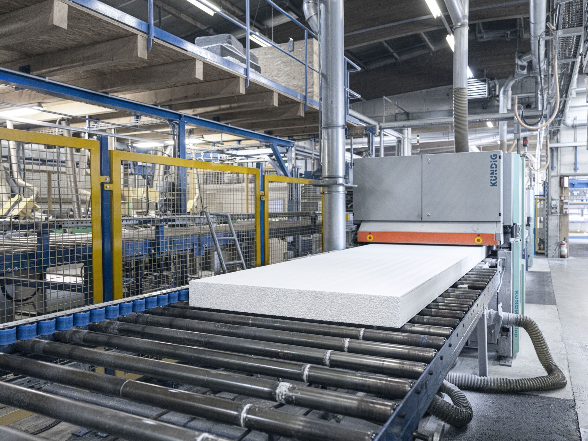Einblick in die Produktion bei Gonon Einblick in die Produktion bei Gonon