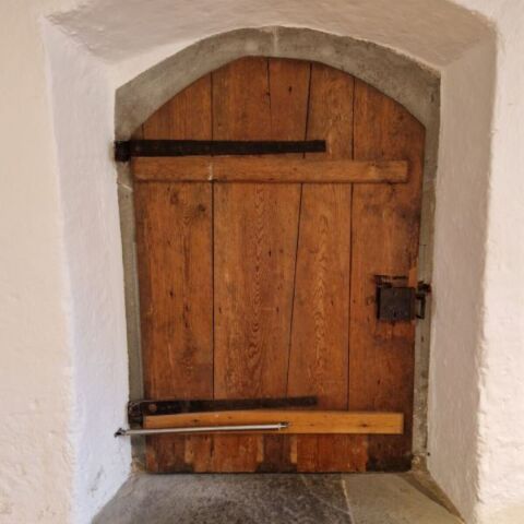 Fermer doucement les portes historiques